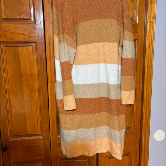 Freshman Multicolor Striped Cardigan - Picture 3 of 4